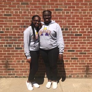 Meet your Posher, Monet